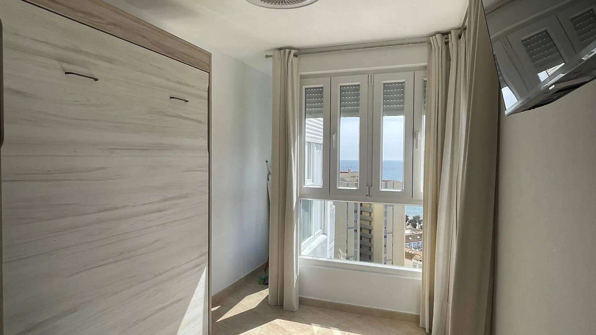 Apartamento Diana Primera Linea De Playa Apartment Benalmadena Spain